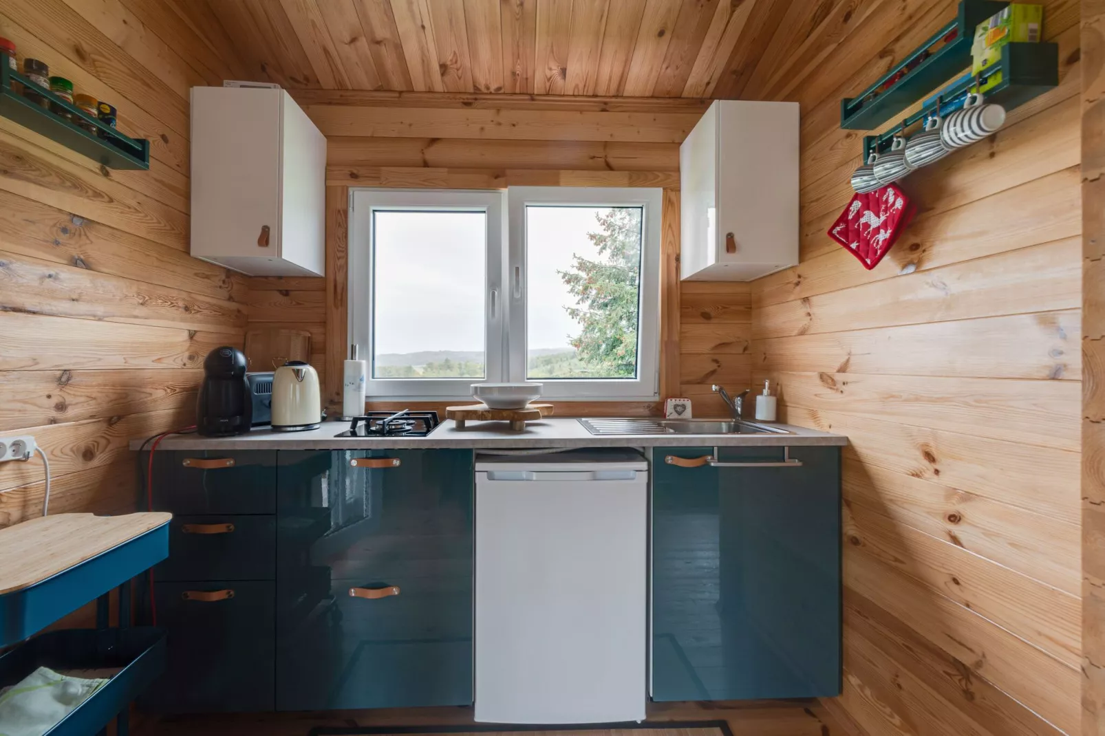CHALET BELLEVUE-Kitchen