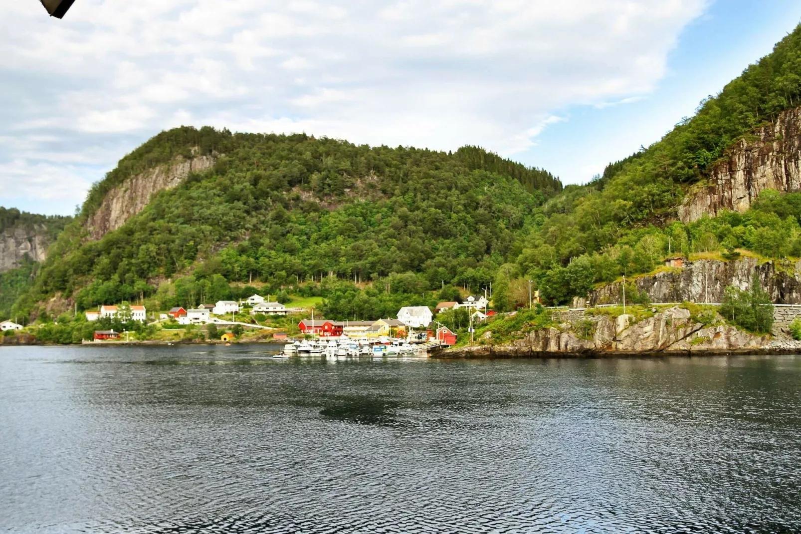 6 person holiday home in Leirvik i Sogn-By Traum-Outdoor