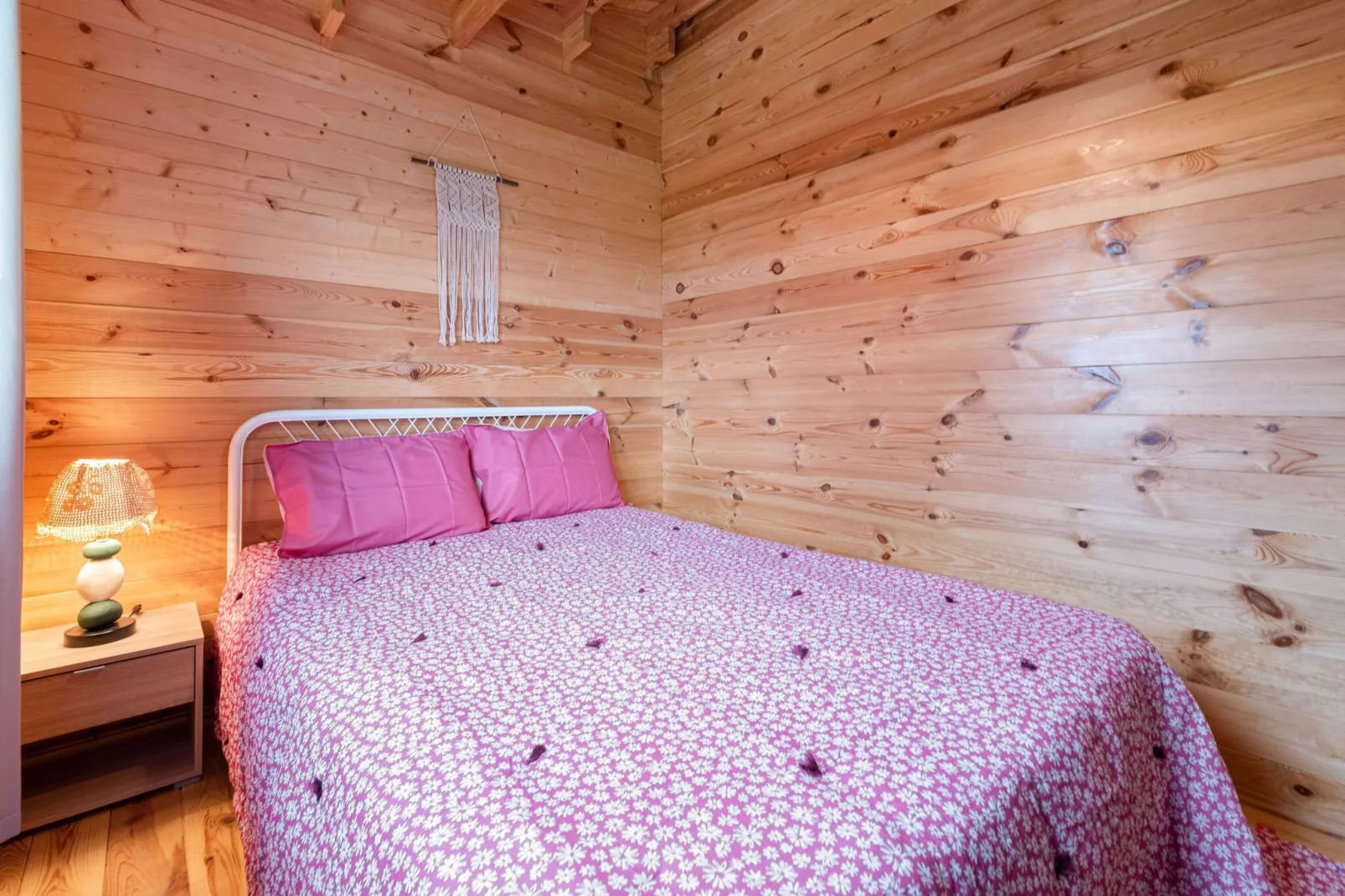 CHALET BELLEVUE-Bedroom