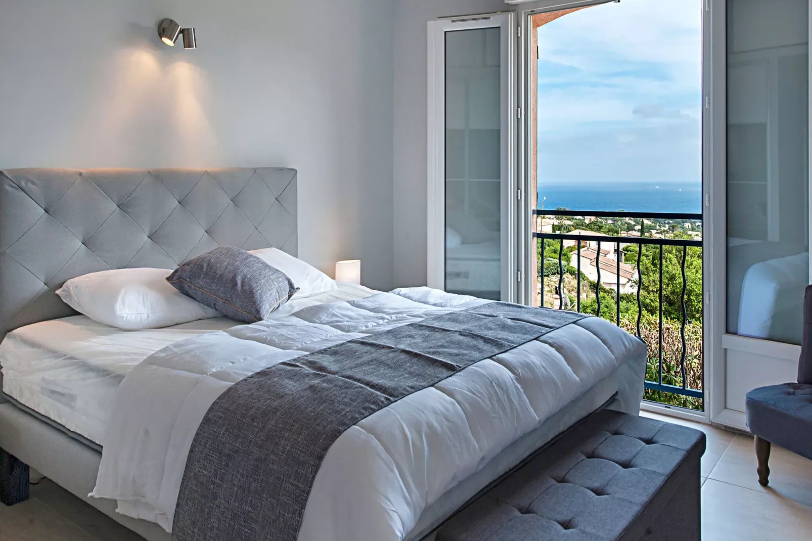 Villa Capussambres-Schlafzimmer