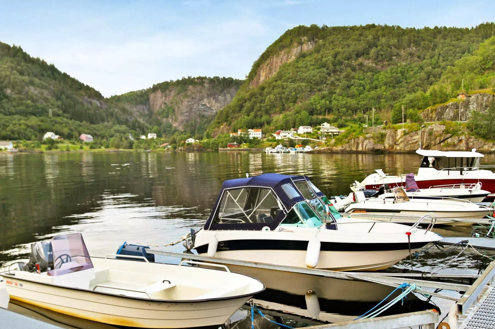 6 person holiday home in Leirvik i Sogn-By Traum-Water view