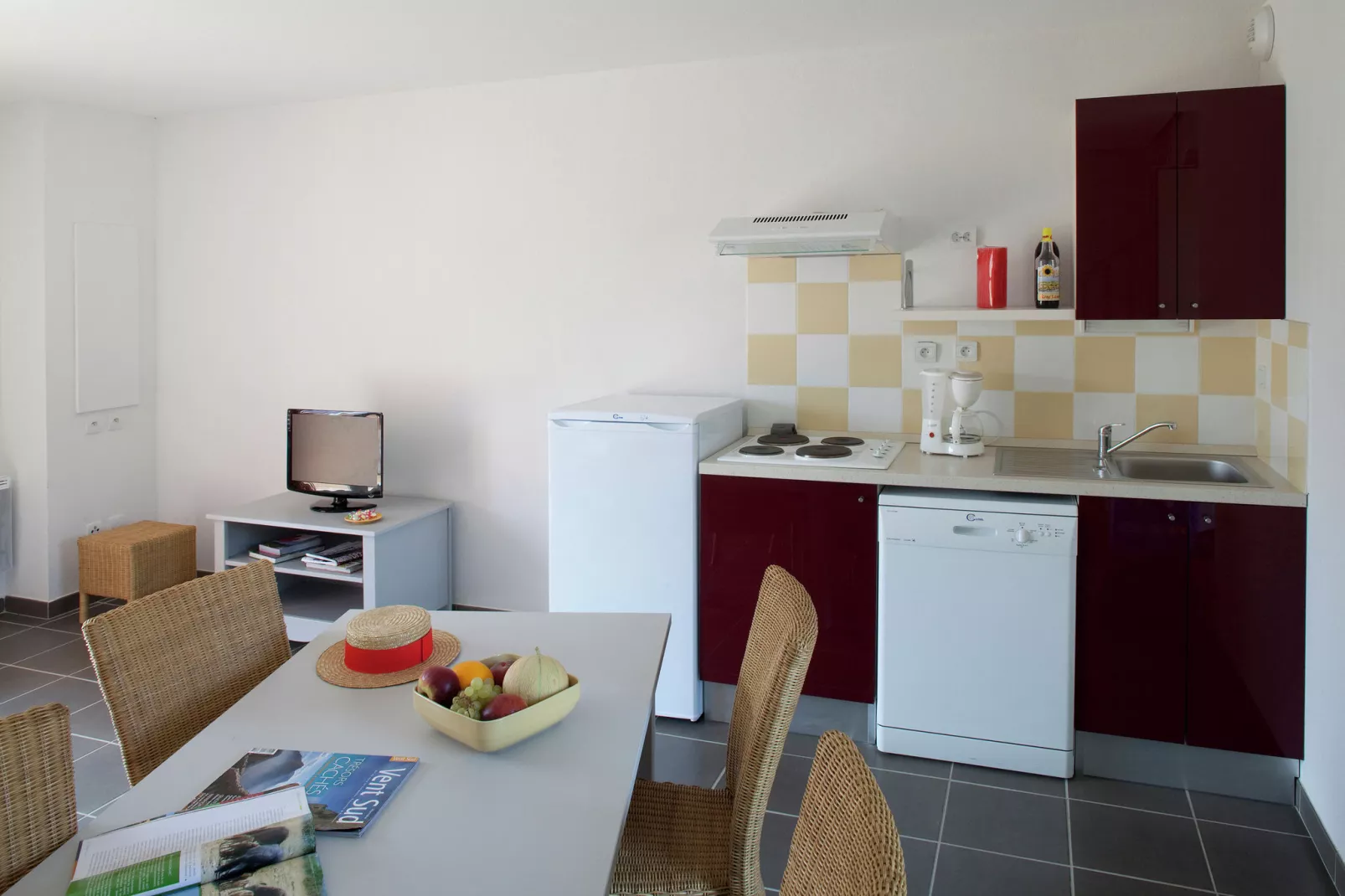 Les Demeures du Ventoux 2-Kitchen