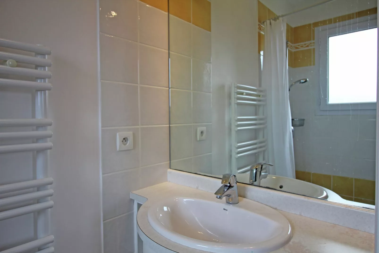 Caroline-Bathroom