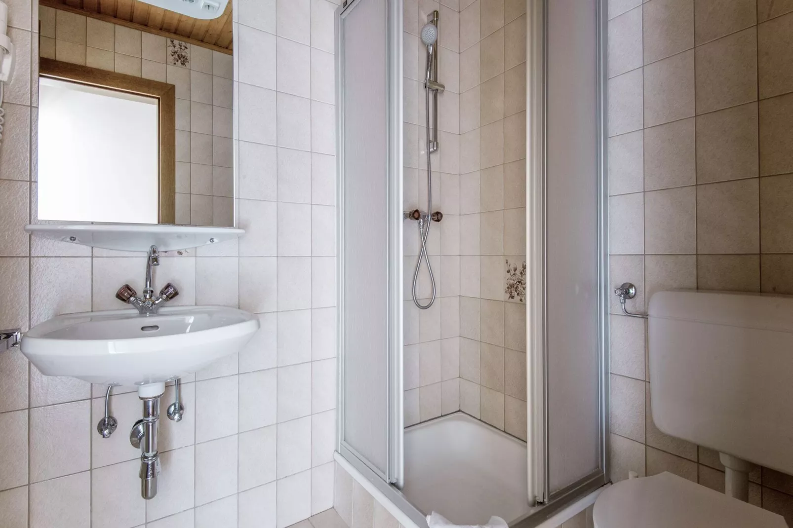 Haus Pichl-Bathroom