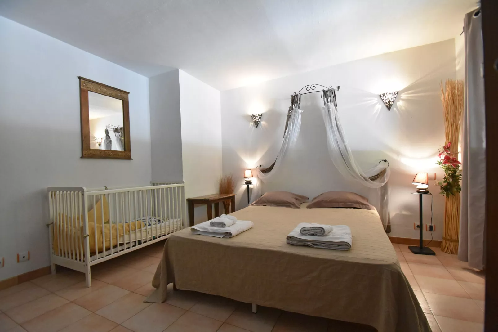 La Cigale de Provence-Bedroom
