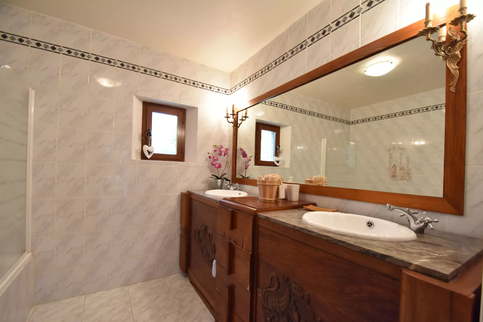 La Cigale de Provence-Bathroom