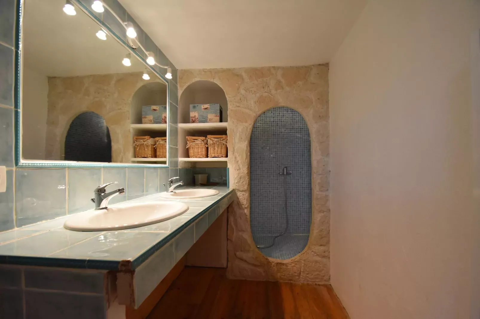 La Cigale de Provence-Bathroom