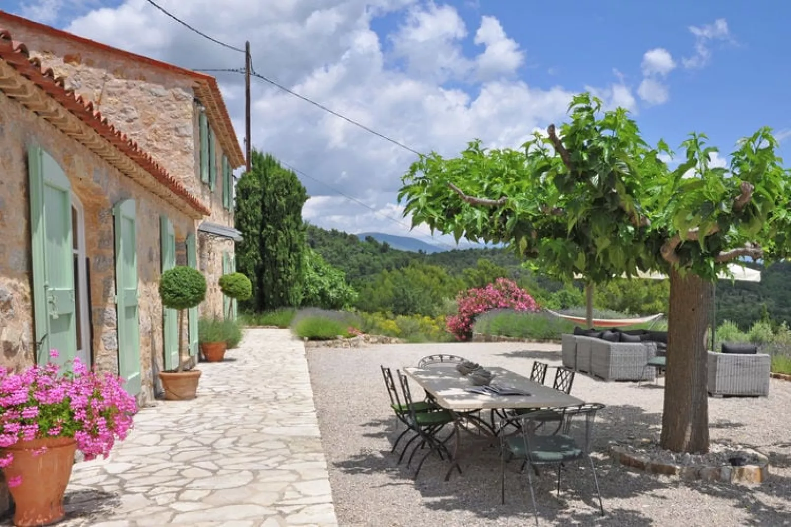 Mas des Olivettes-Terrace balcony