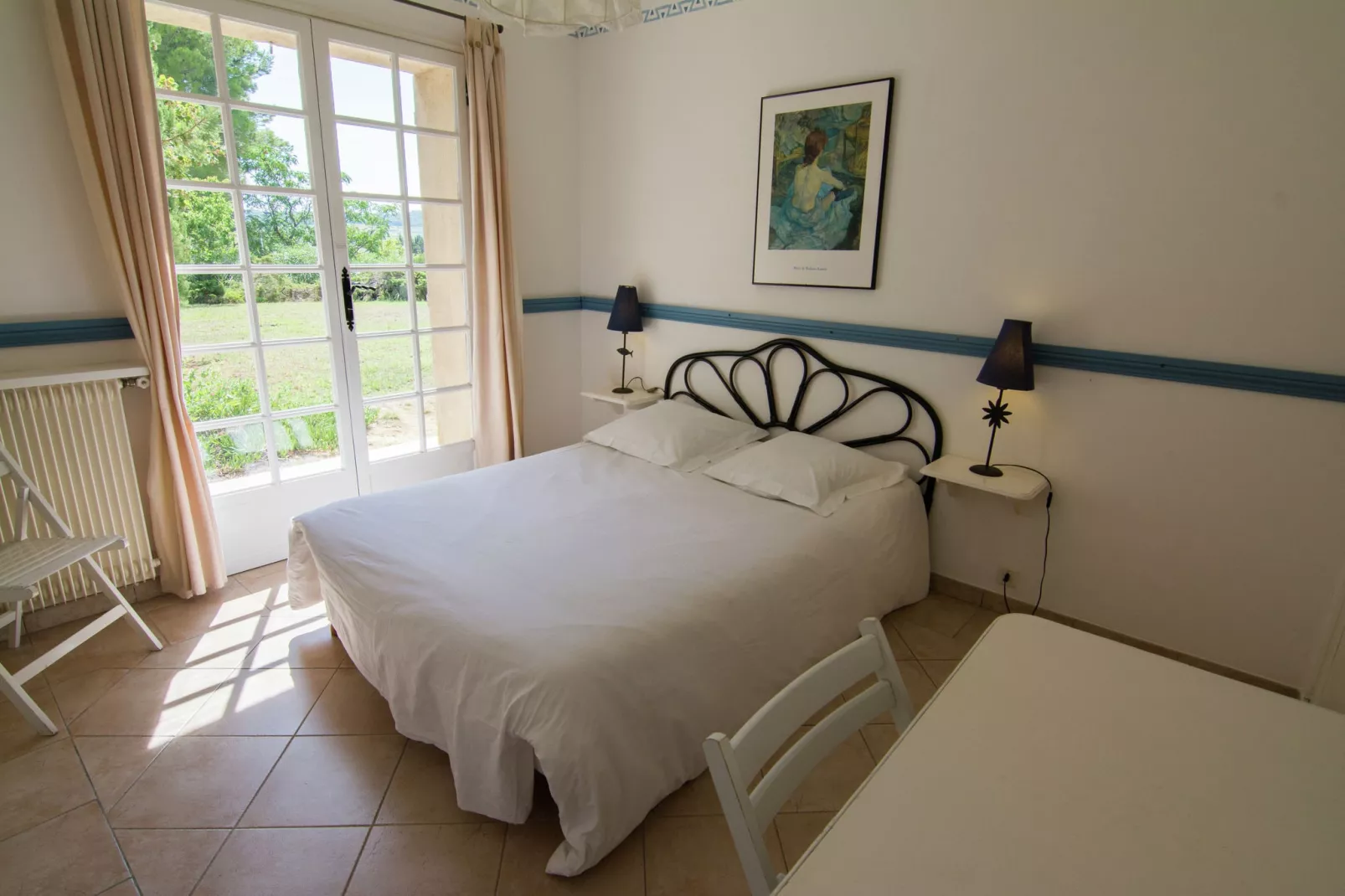 Mas des Trabesses-Bedroom