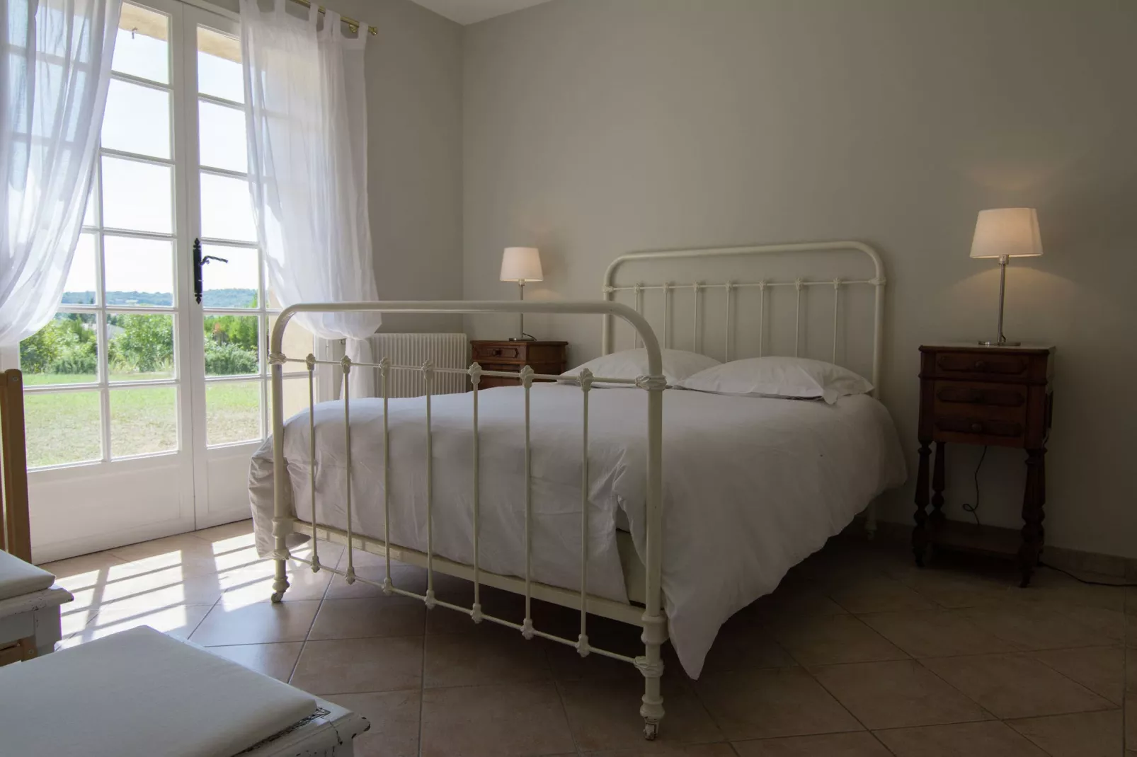 Mas des Trabesses-Bedroom