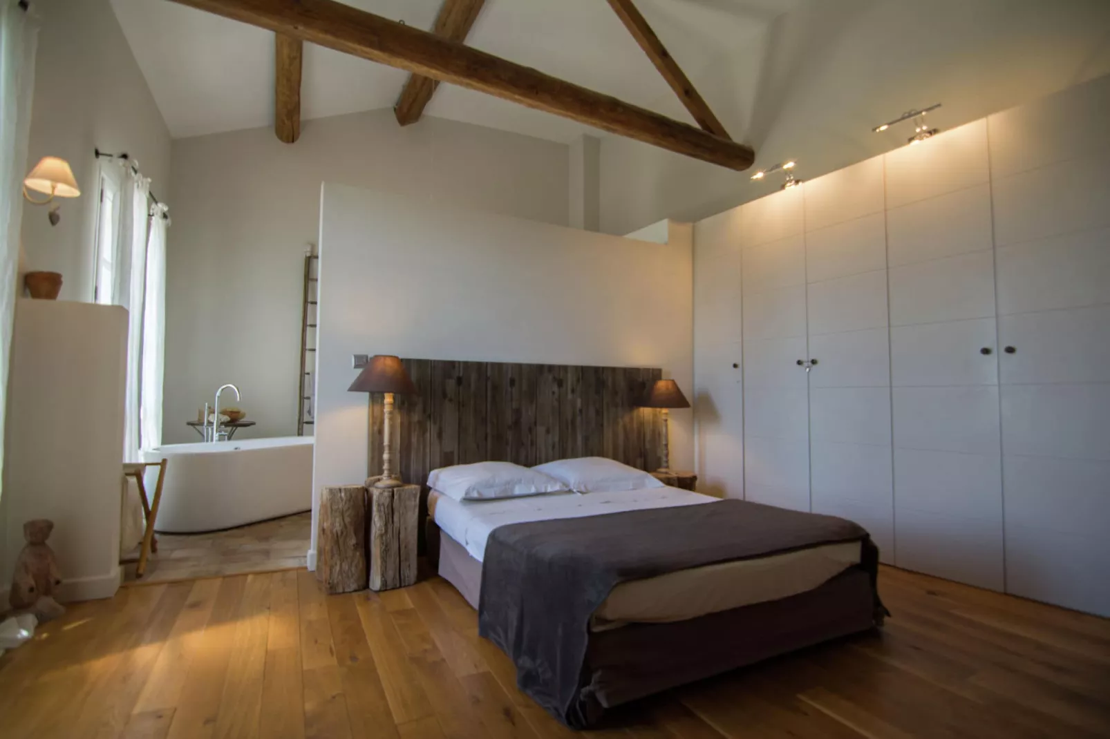 La Maison du Bonheur-Bedroom