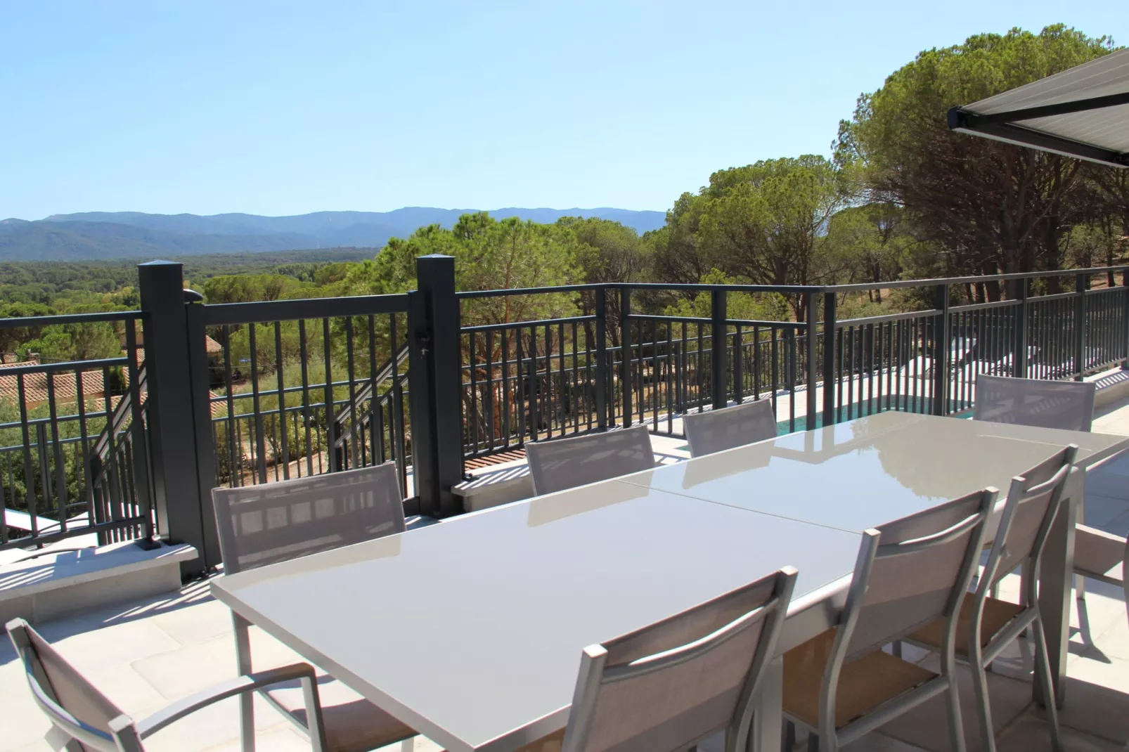 Vidauban 8-View summer