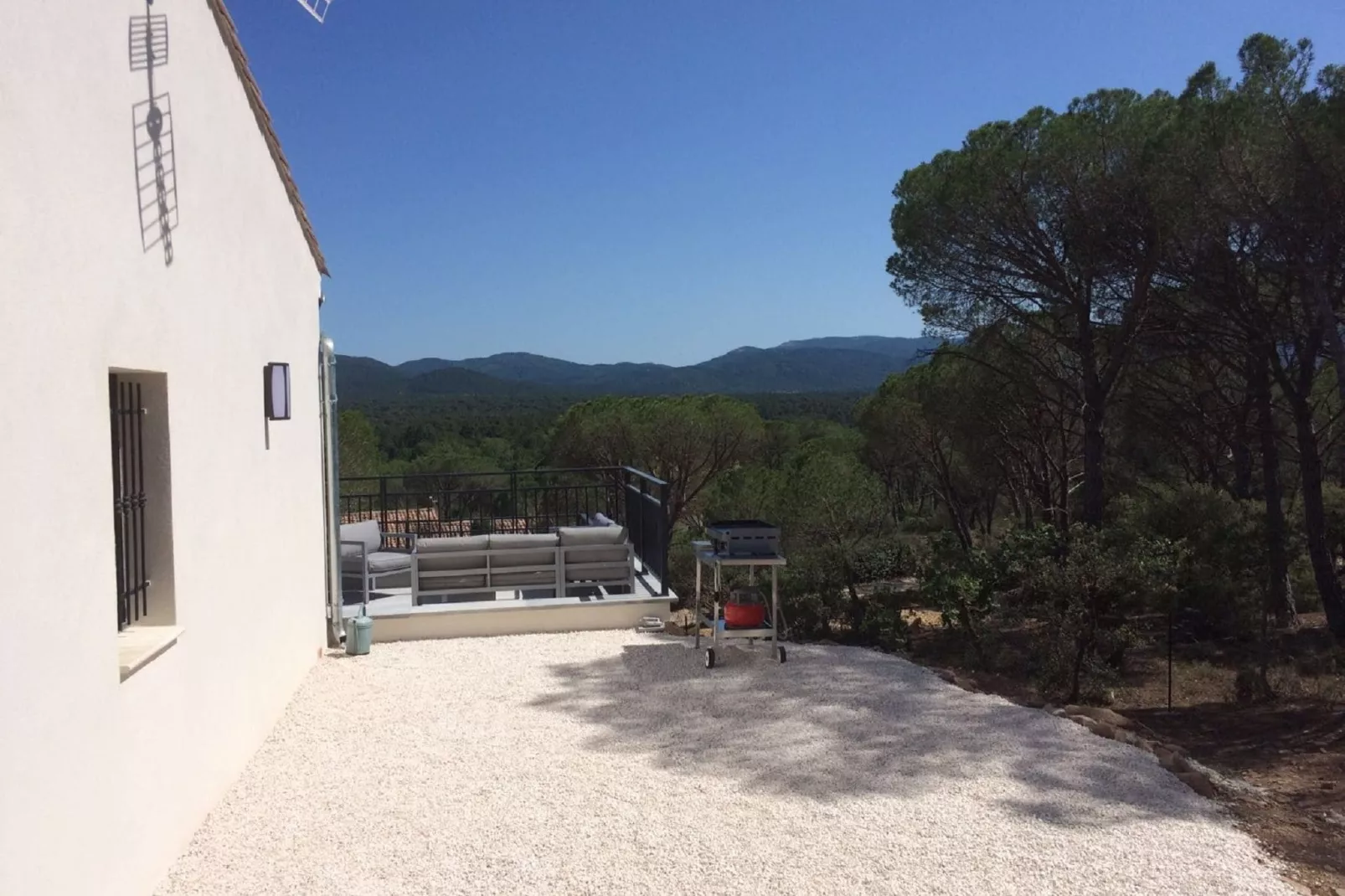 Vidauban 8-Gardens summer