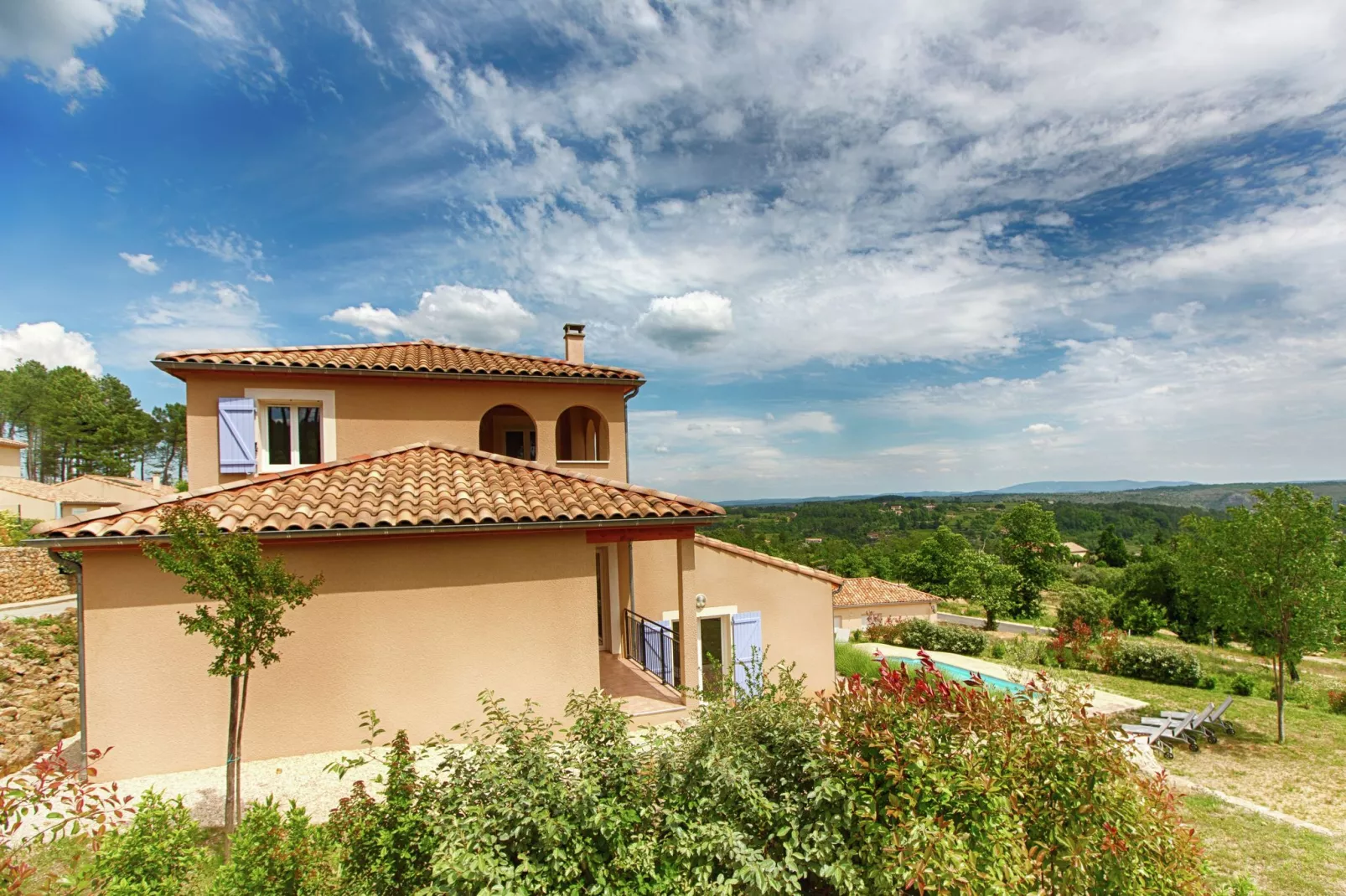 Villa Joyeuse 22-Gardens summer