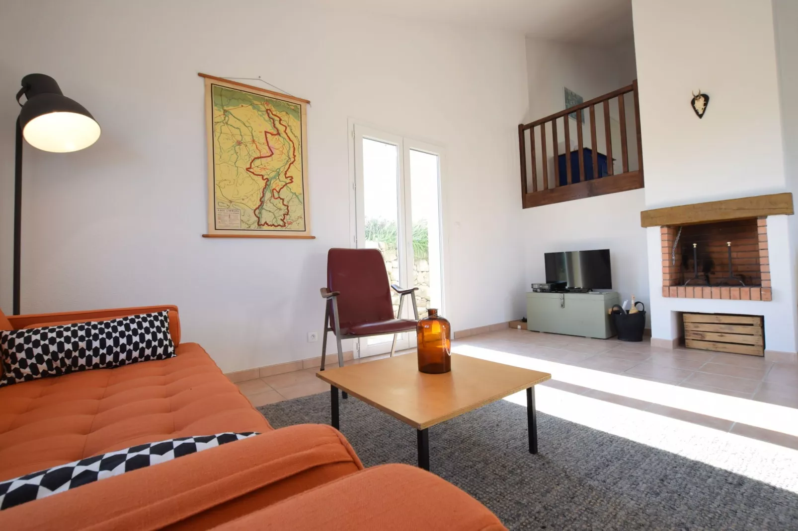 Villa Joyeuse 31-Living room