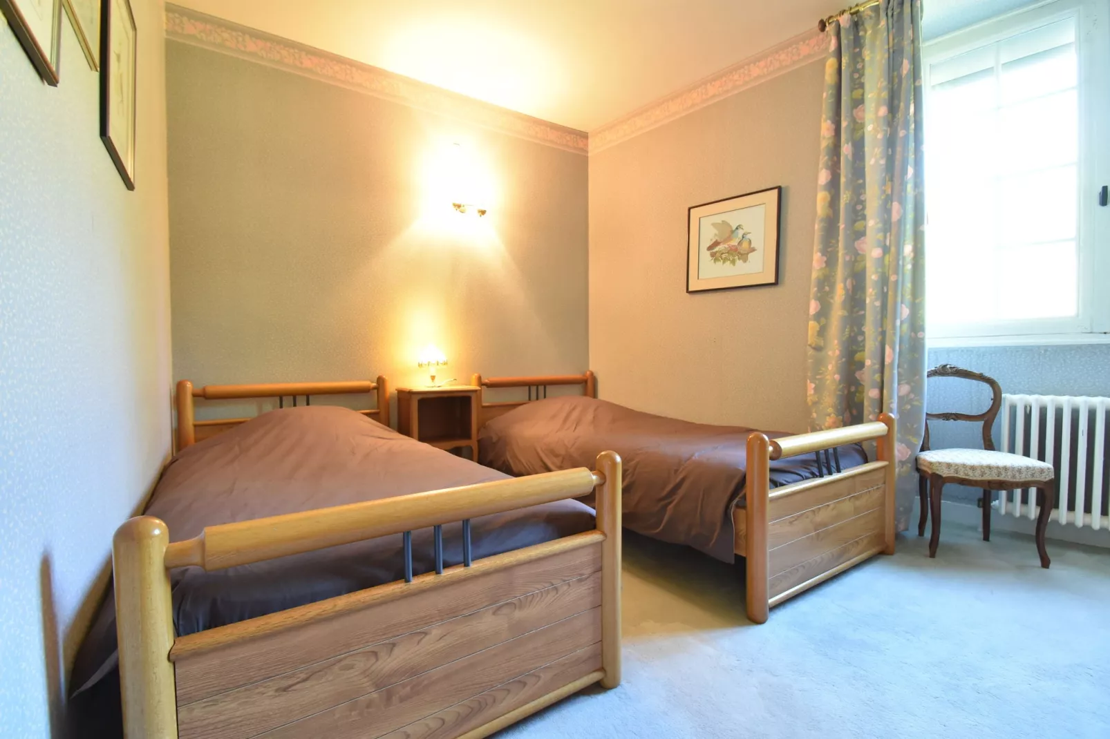 La Burgunde-Bedroom