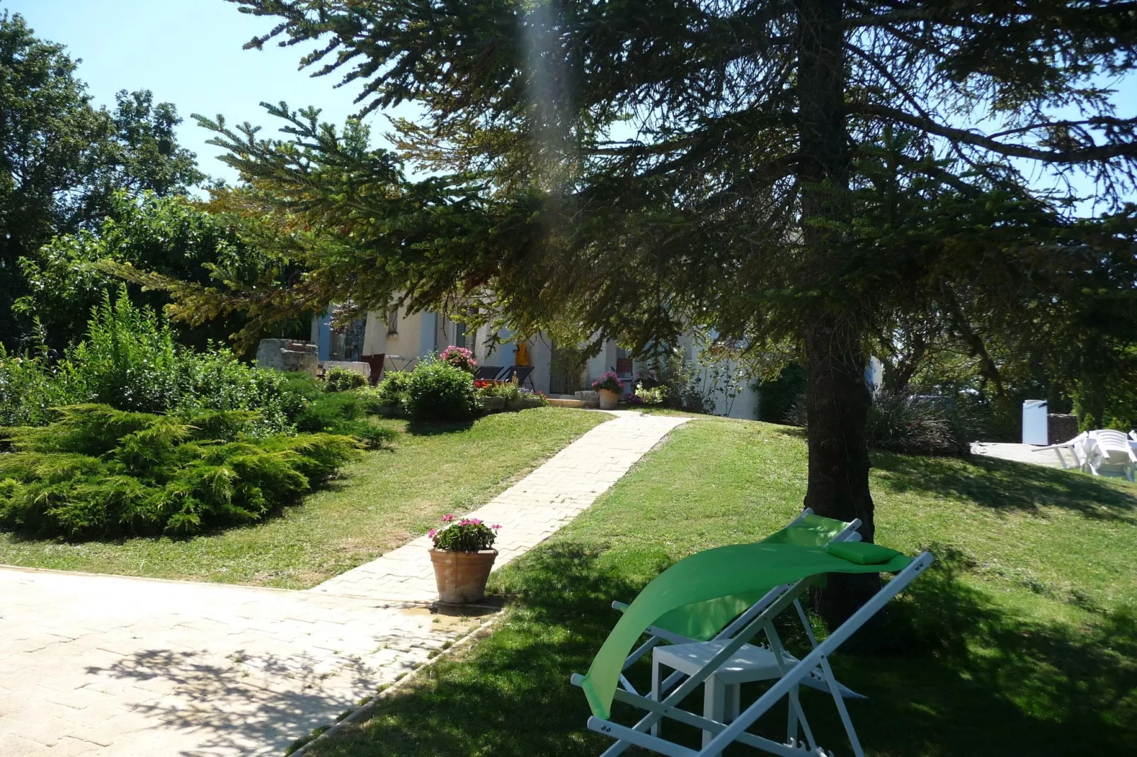 Villa Coda-Gardens summer