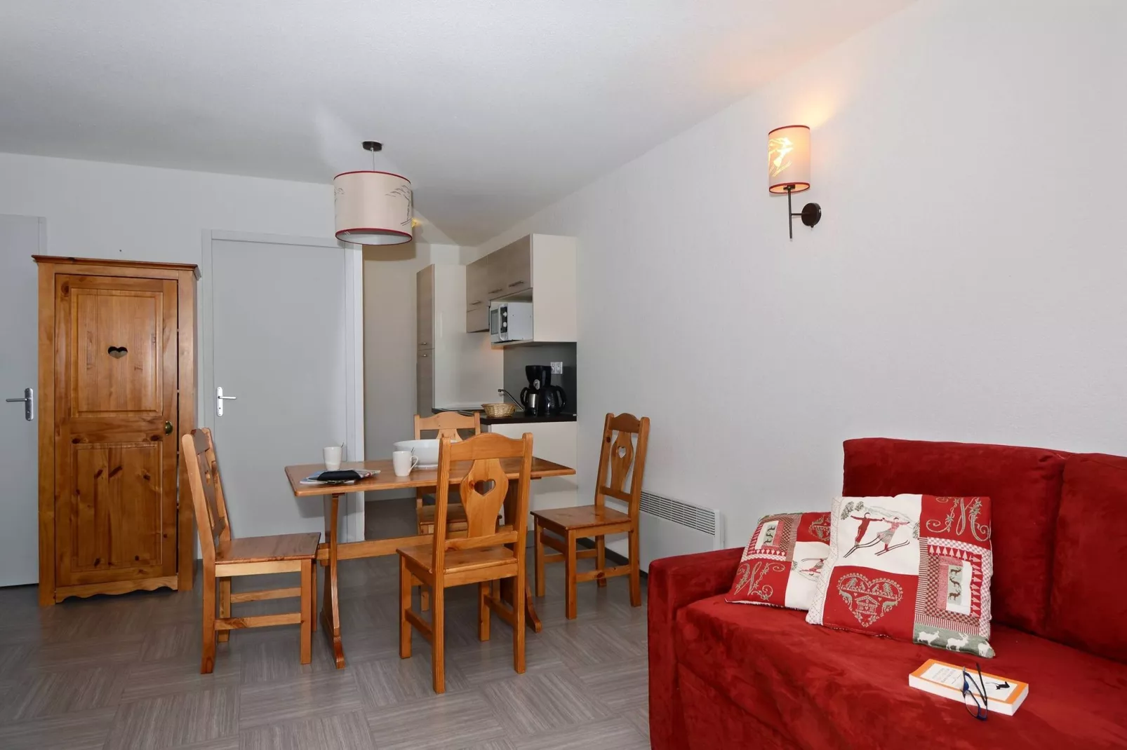 Pra Sainte Marie 2-Living room