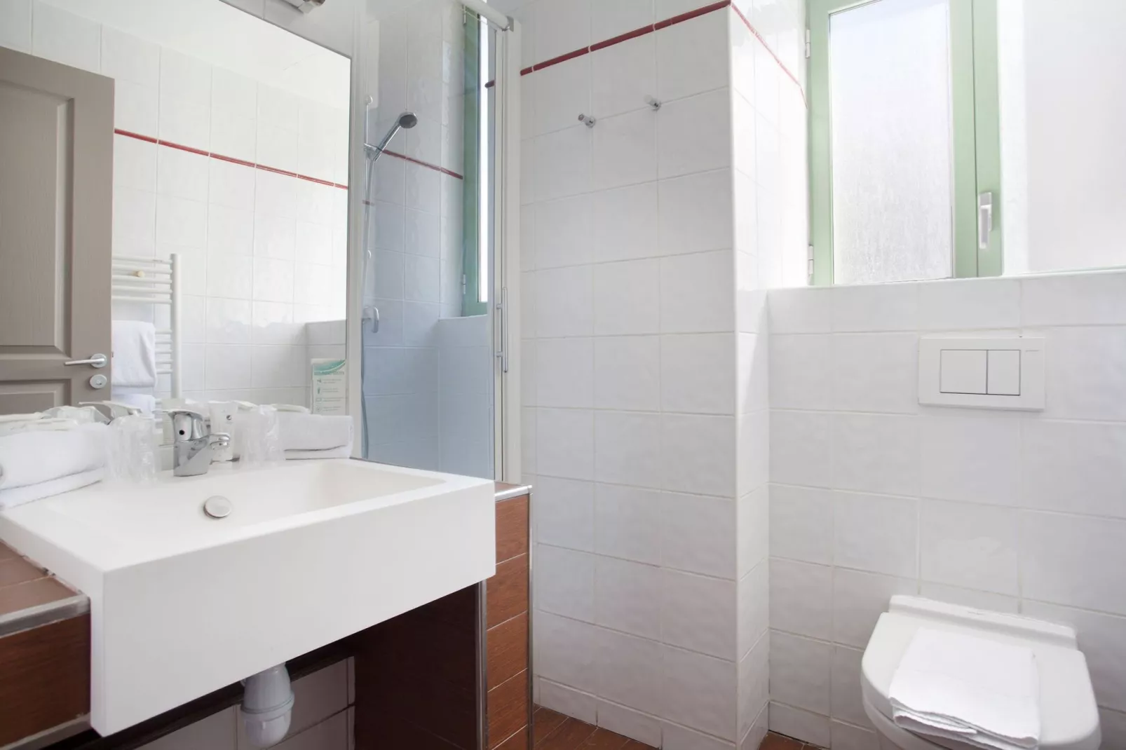 Palais Rossini 2-Bathroom