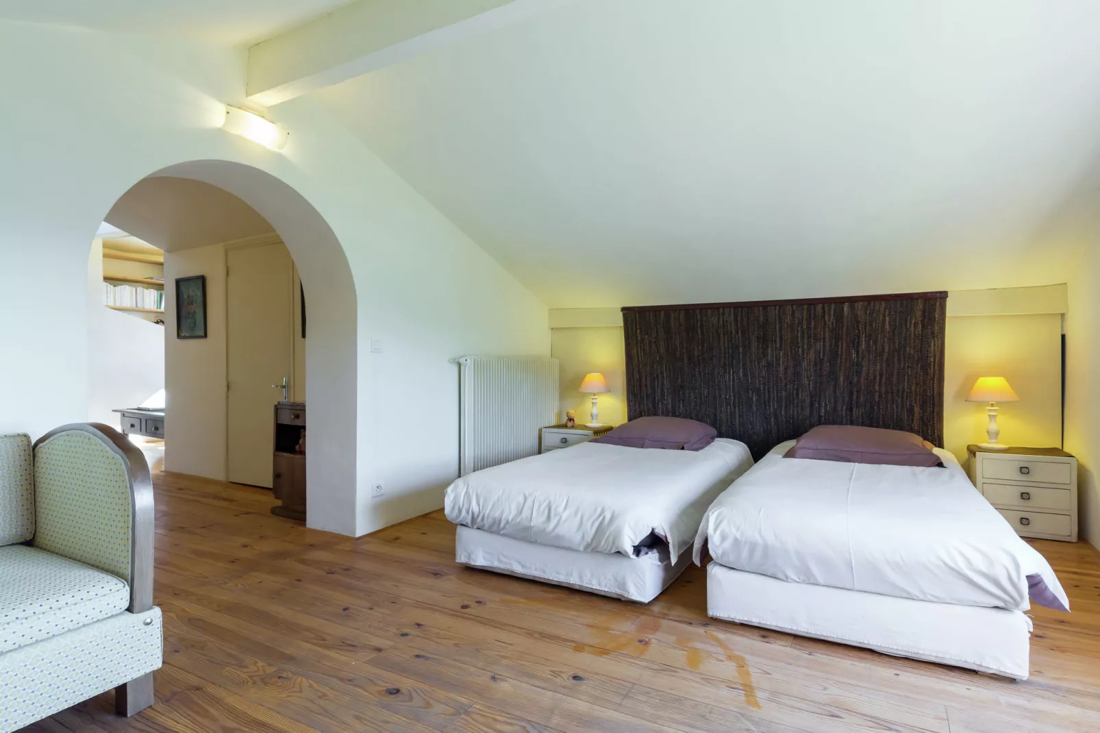 Grasse-Bedroom