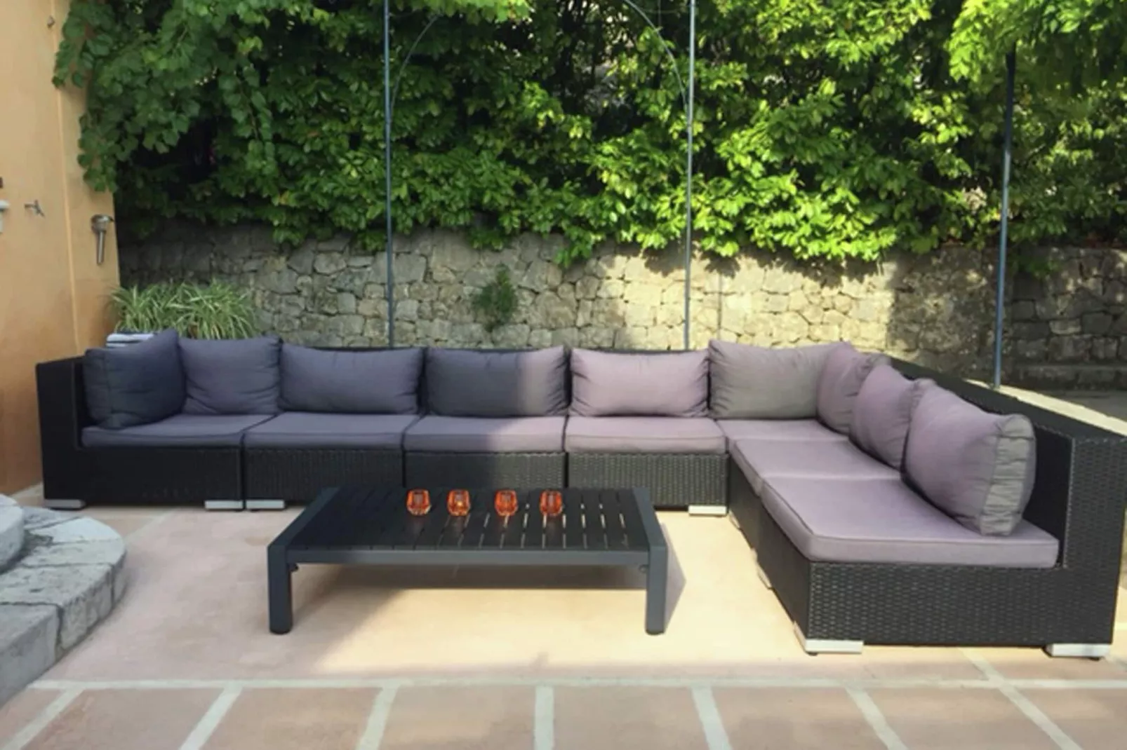 Grasse-Terrace balcony