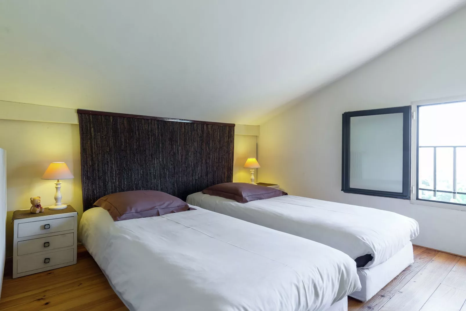 Grasse-Bedroom