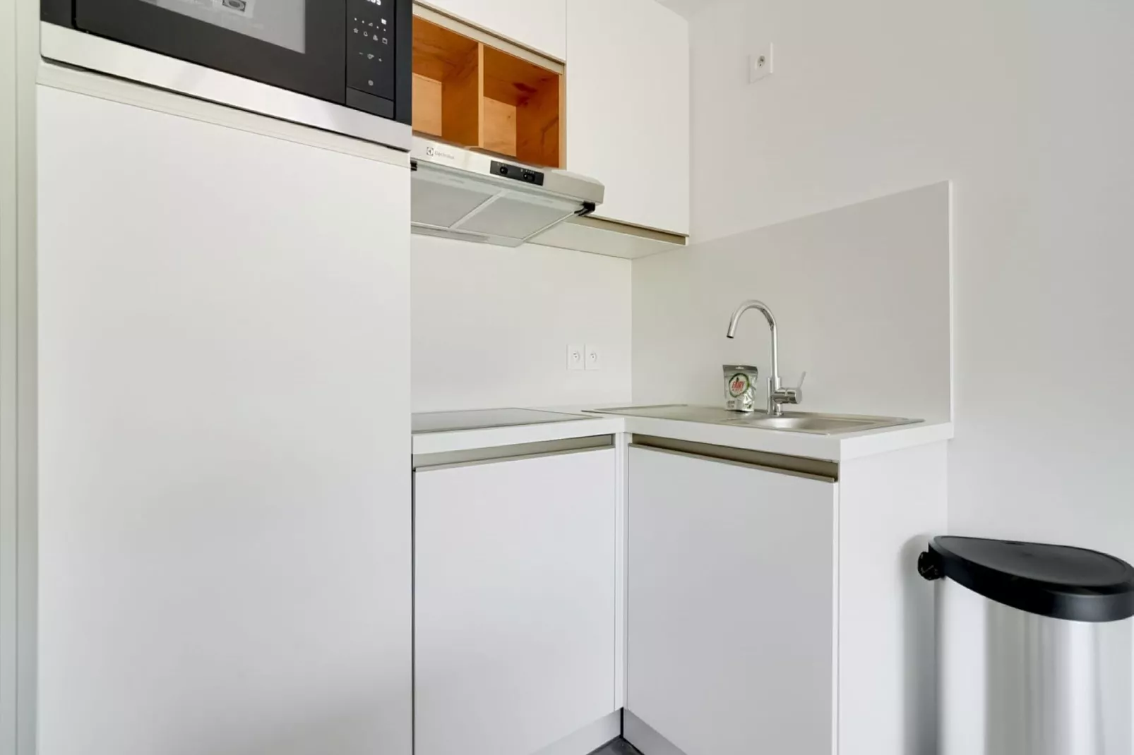 Residence Vence 1-Kitchen