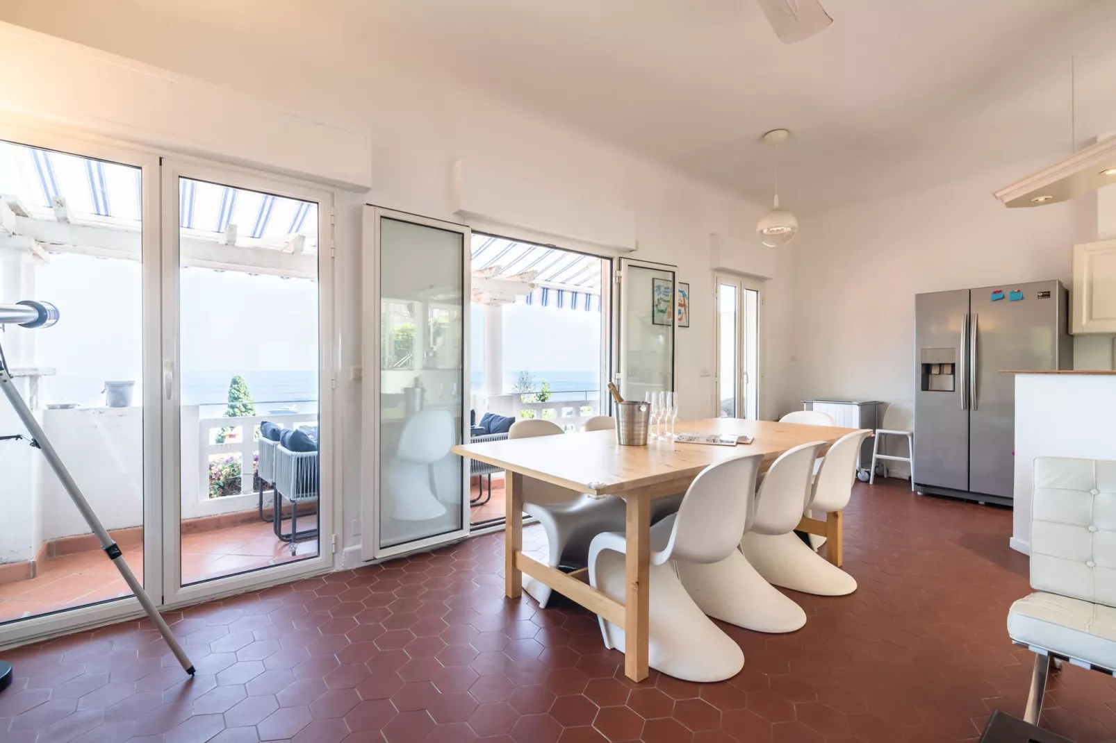 Antonino-Dining room