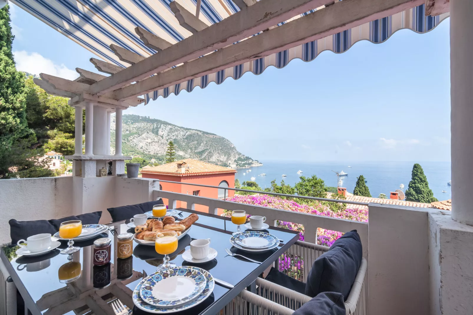 Antonino-Terrace balcony