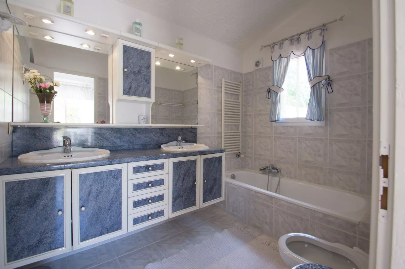 Palmiers-Bathroom
