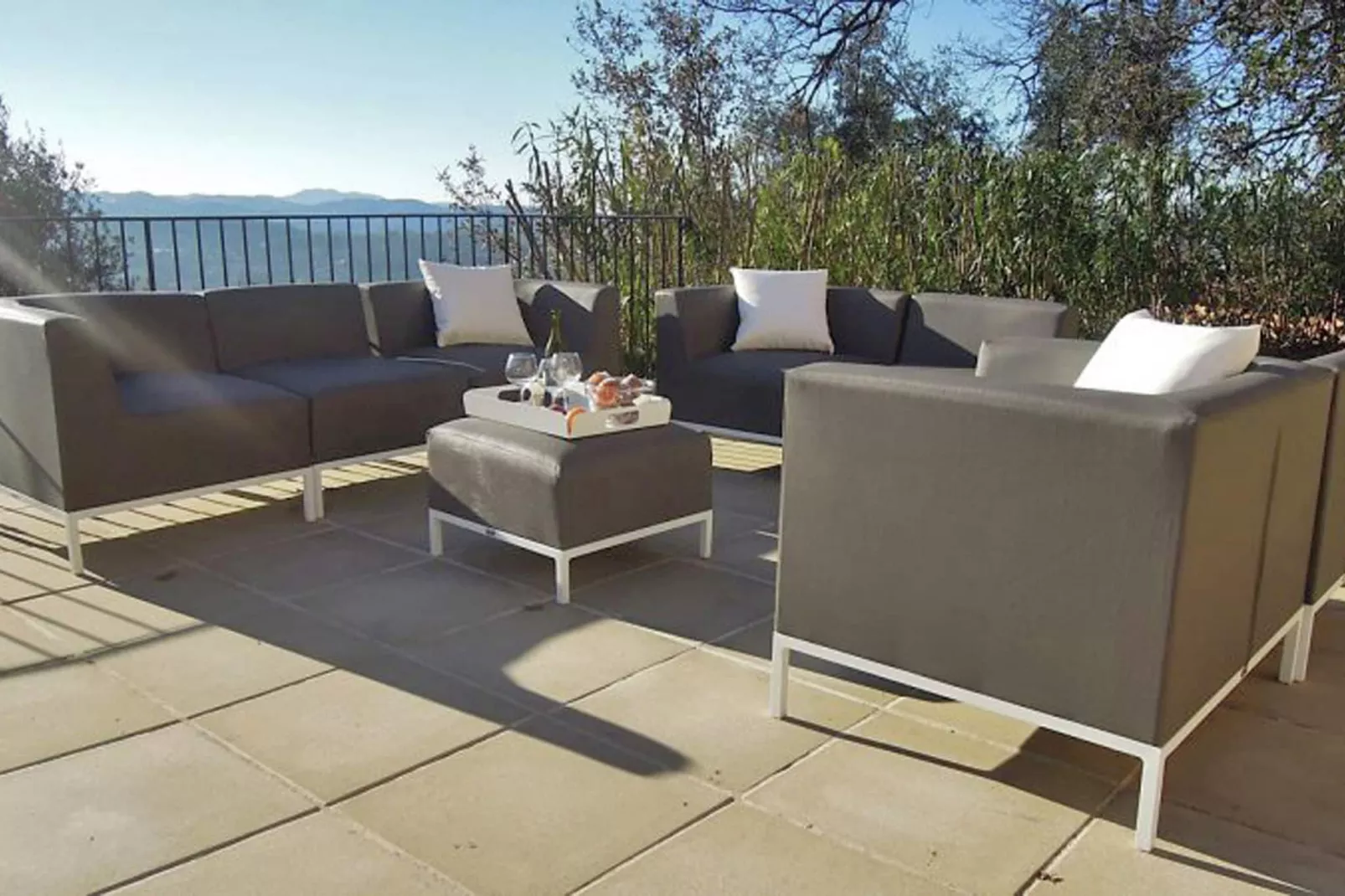 Villa Panoramique-Terrace balcony