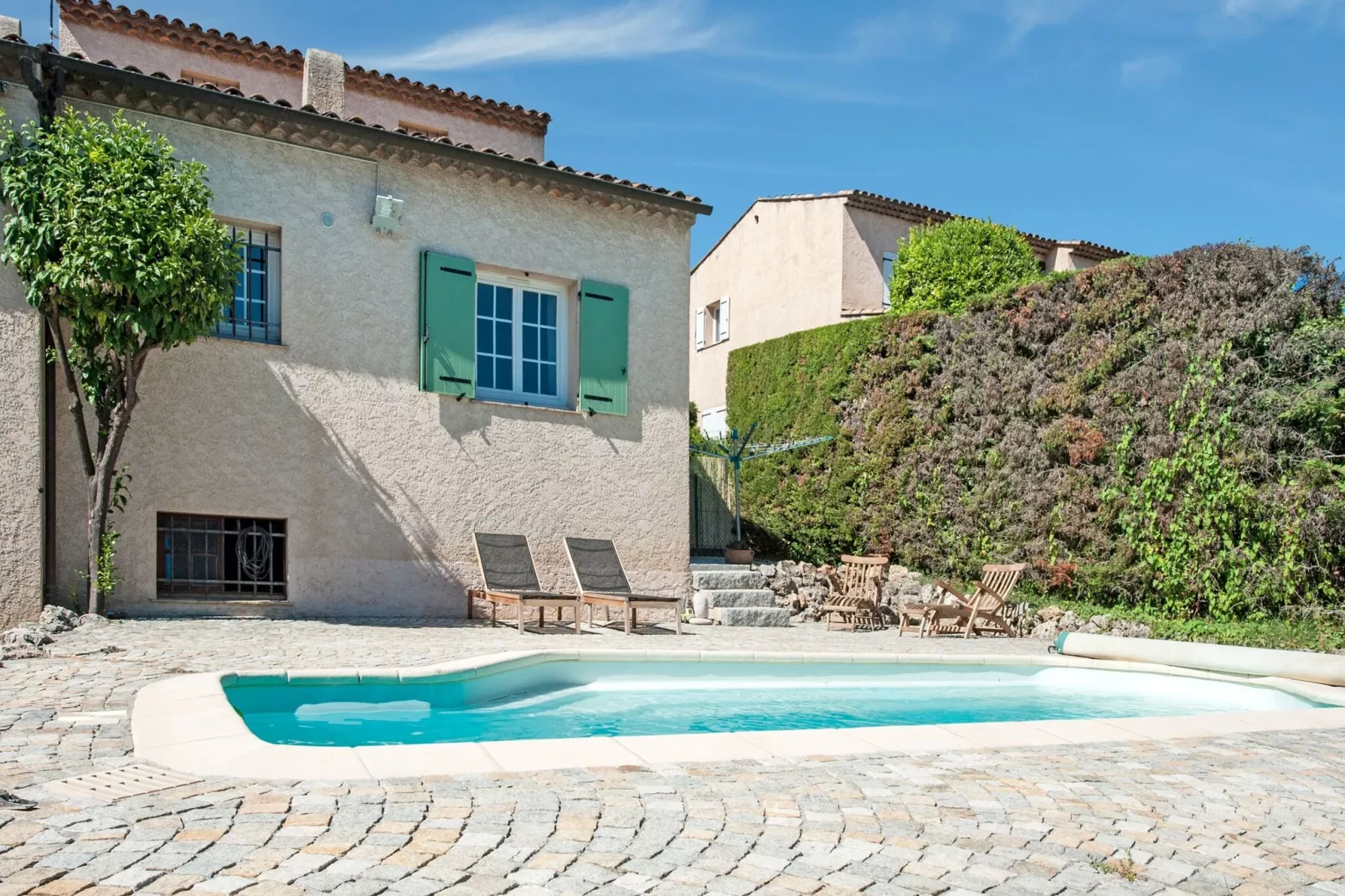 Maison Curti-Exterior summer