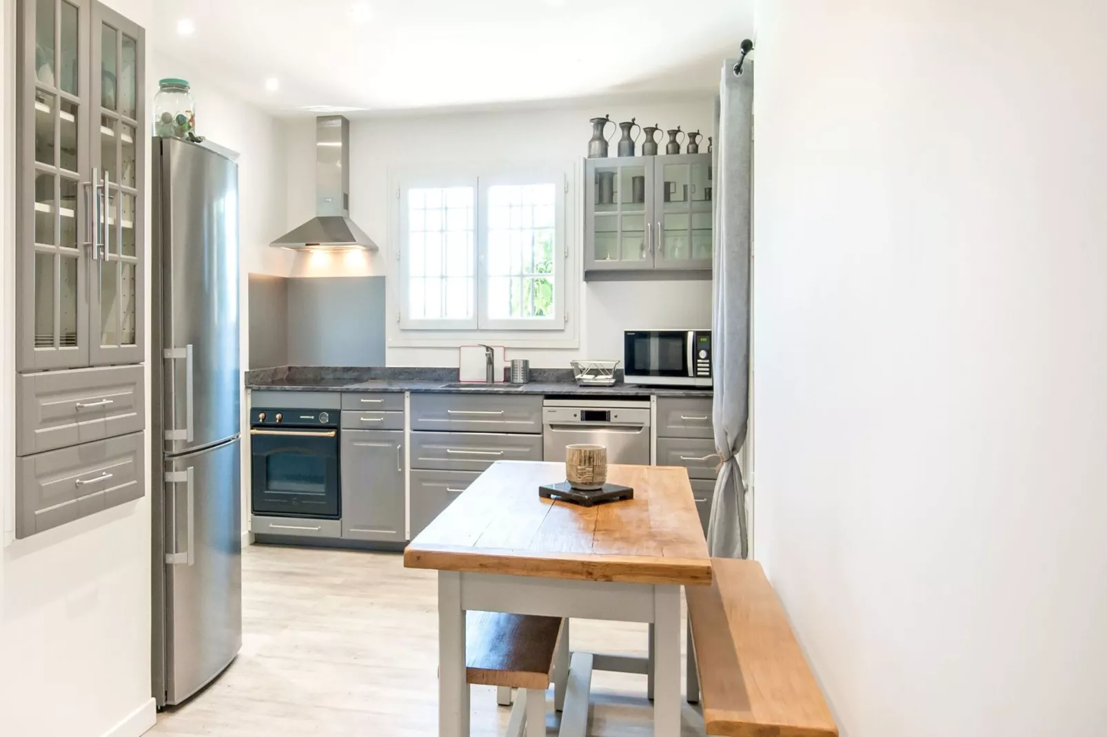 Maison Curti-Kitchen