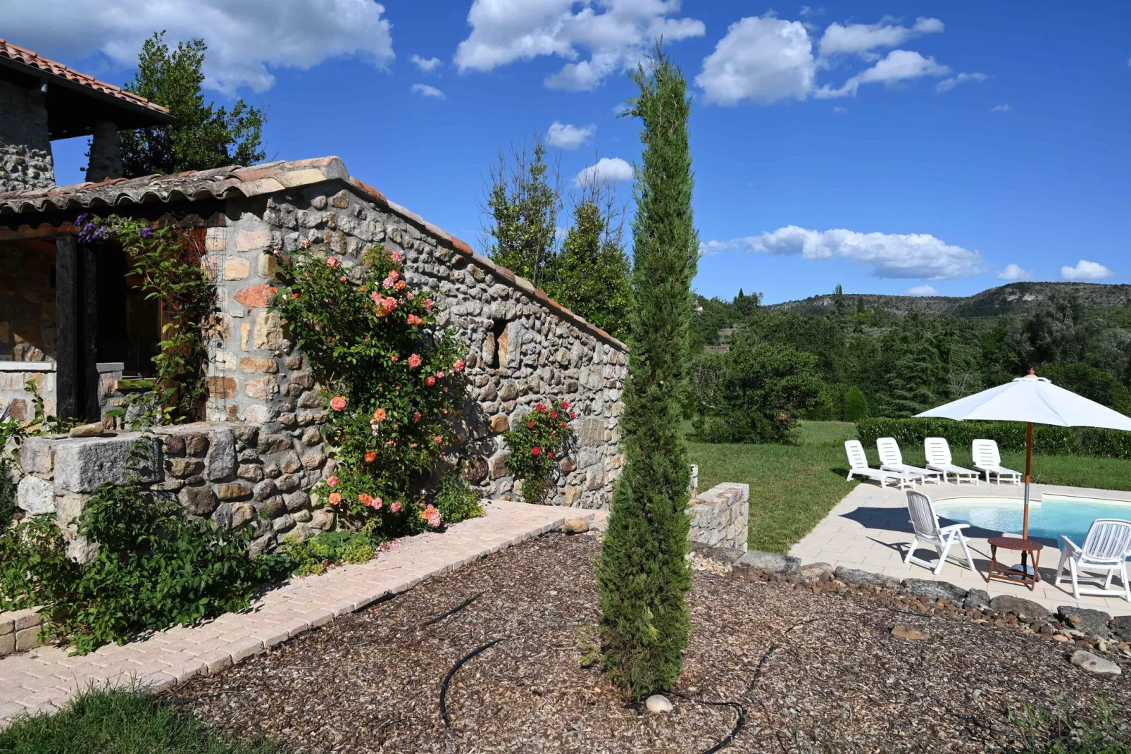 Villa - Largentière-Exterior summer