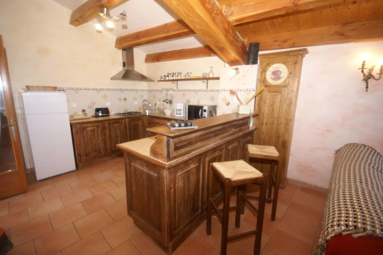 Villa Chassiers petit-Kitchen