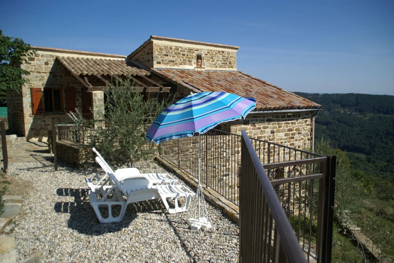 Maison de vacances Chassiers grand-Recreation room