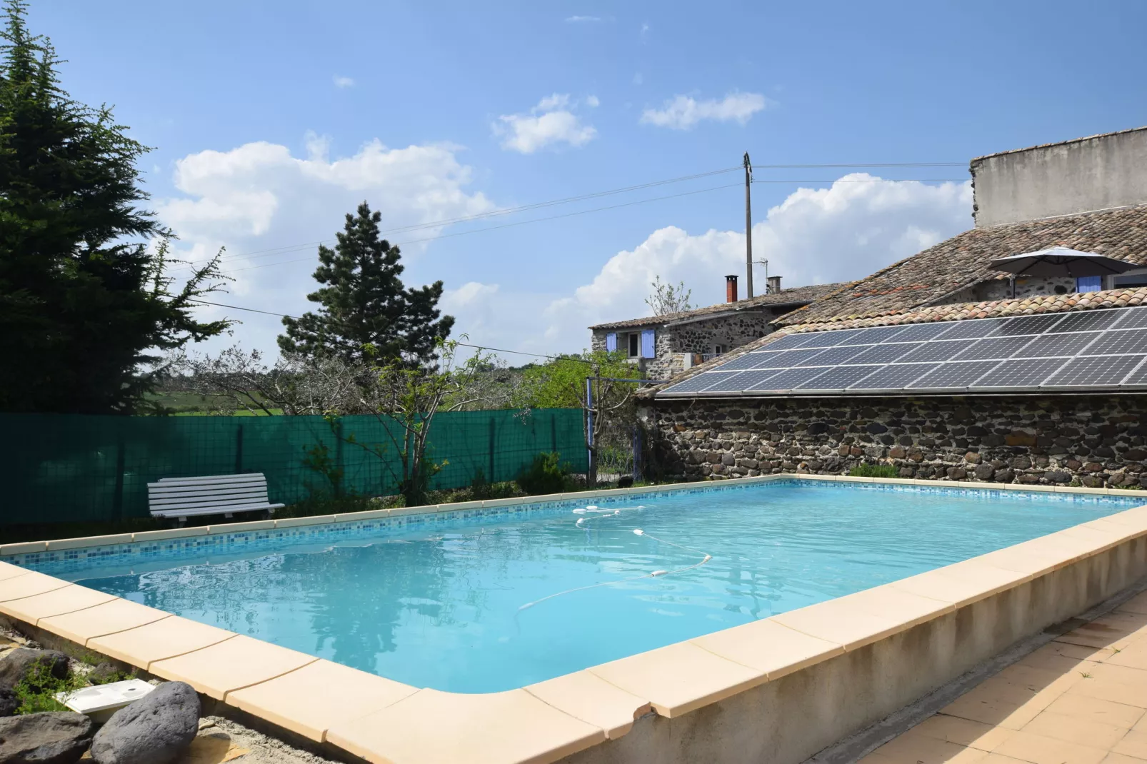 poolofhouse