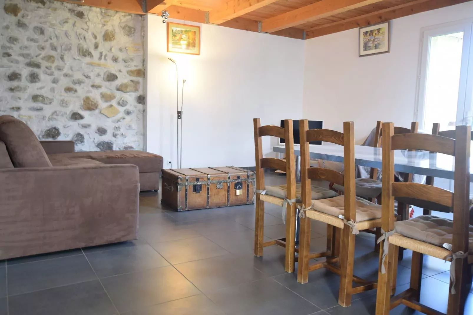 Cottage les Bombis-Dining room