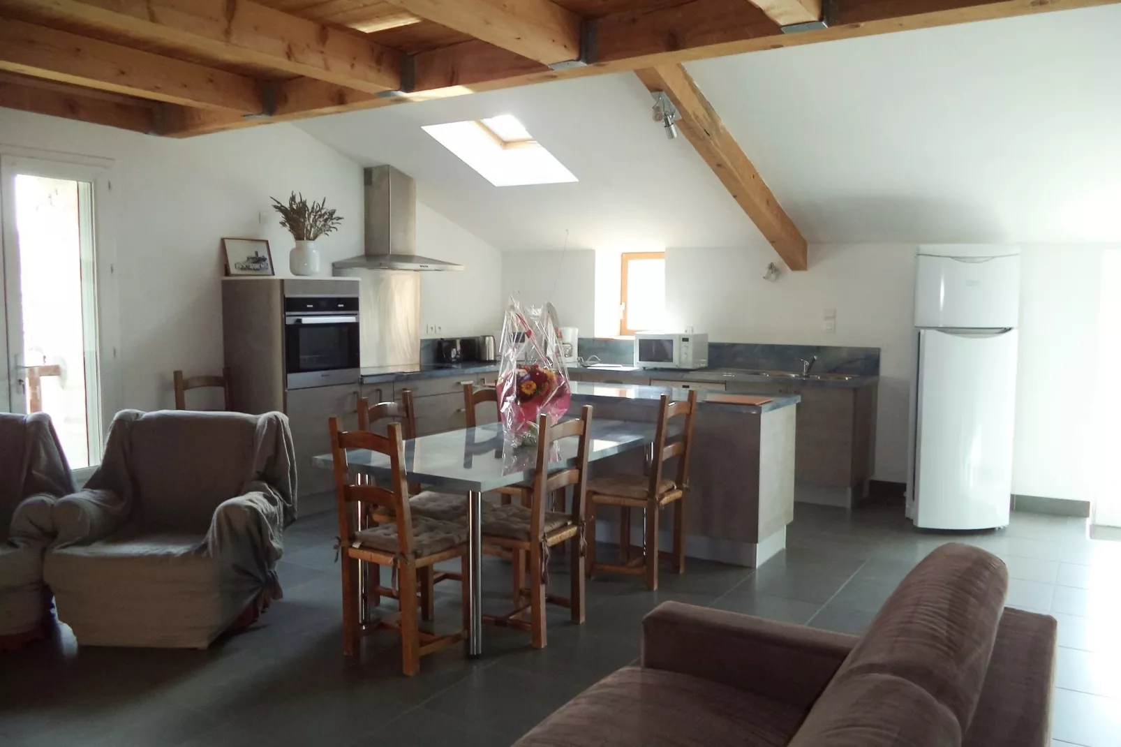 Cottage les Bombis-Dining room