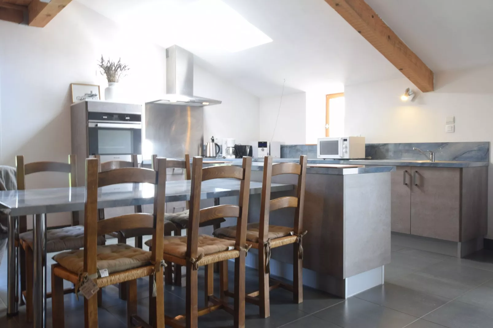 Cottage les Bombis-Dining room