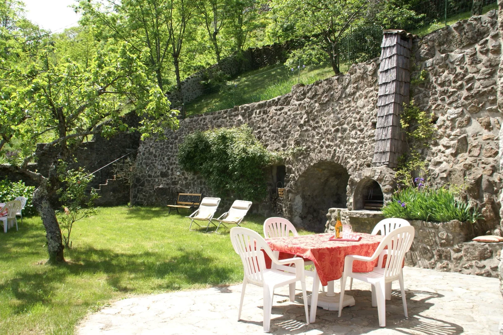 Maison de Vacances  - St Julien de Gua-Terrace balcony