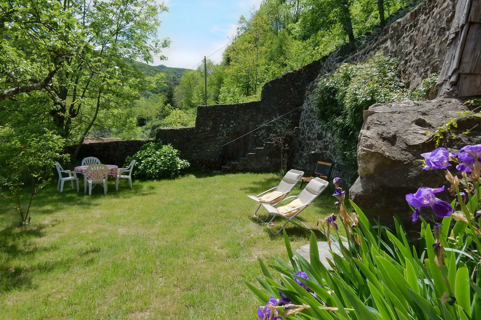 Maison de Vacances  - St Julien de Gua-Gardens summer
