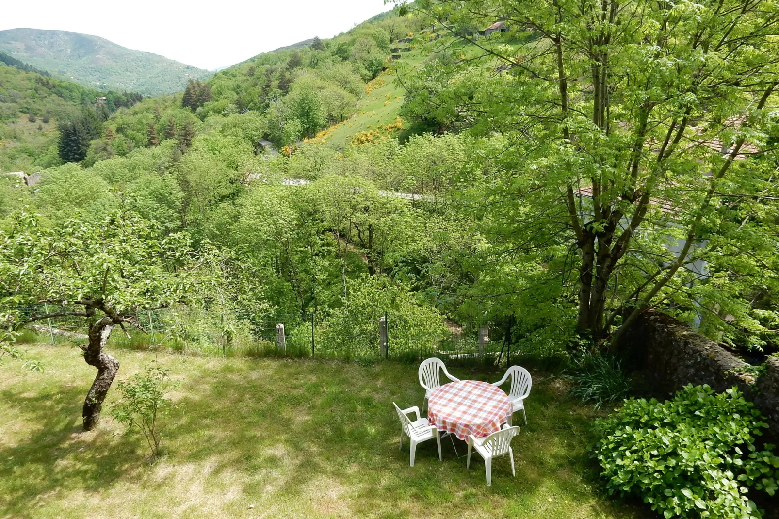 Maison de Vacances  - St Julien de Gua-View summer