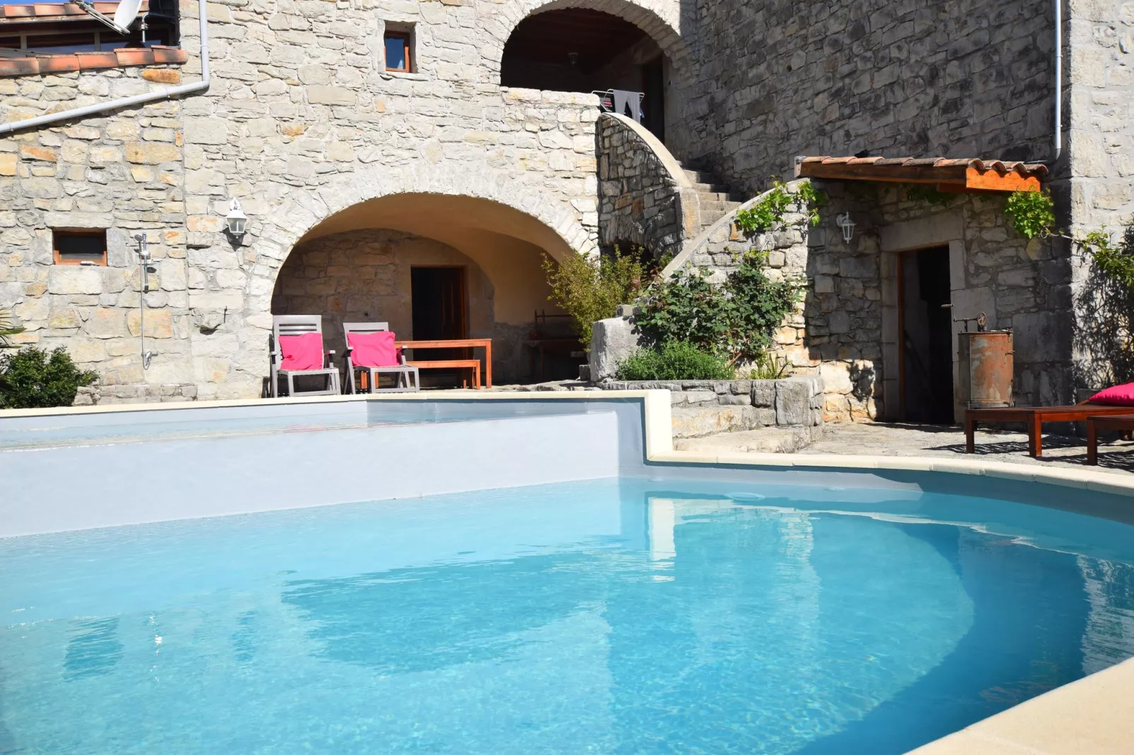 Gite avec mezzanine-Exterior summer
