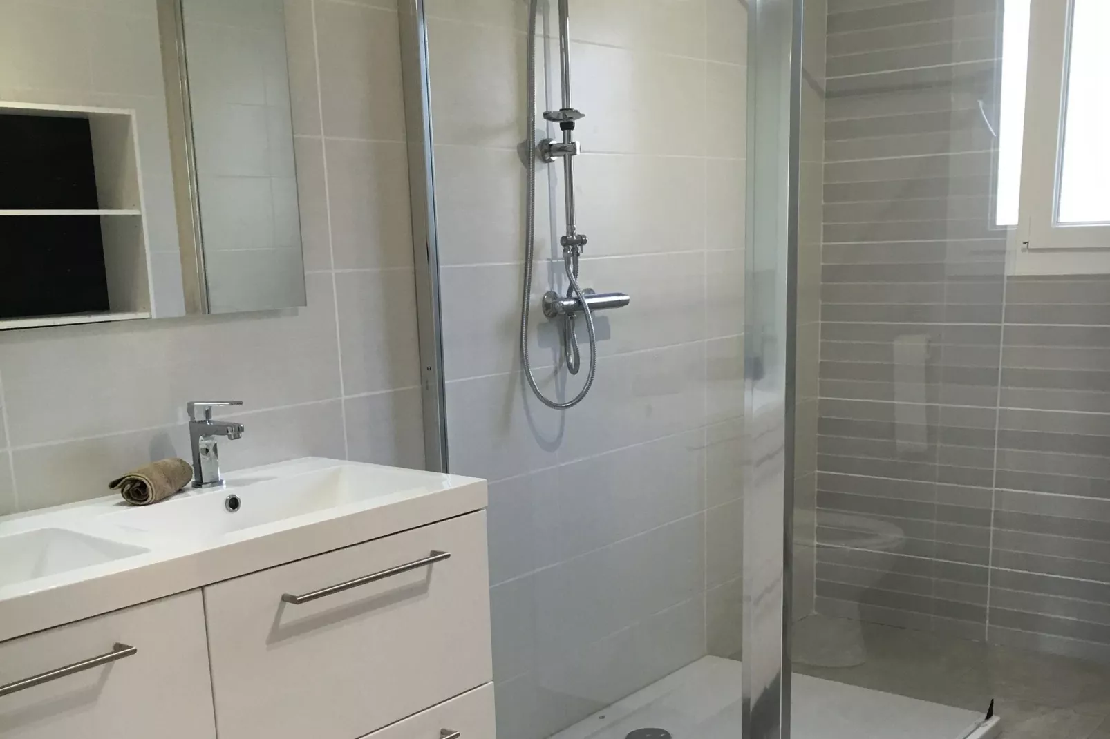 Villa 2 - Thueyts-Bathroom