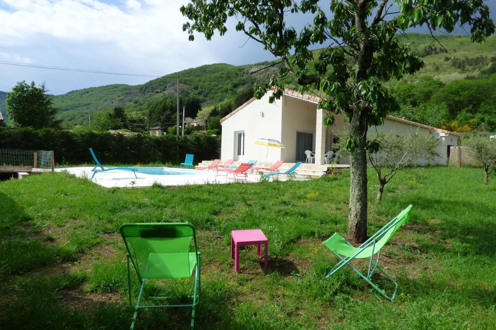 Villa 2 - Thueyts-Gardens summer