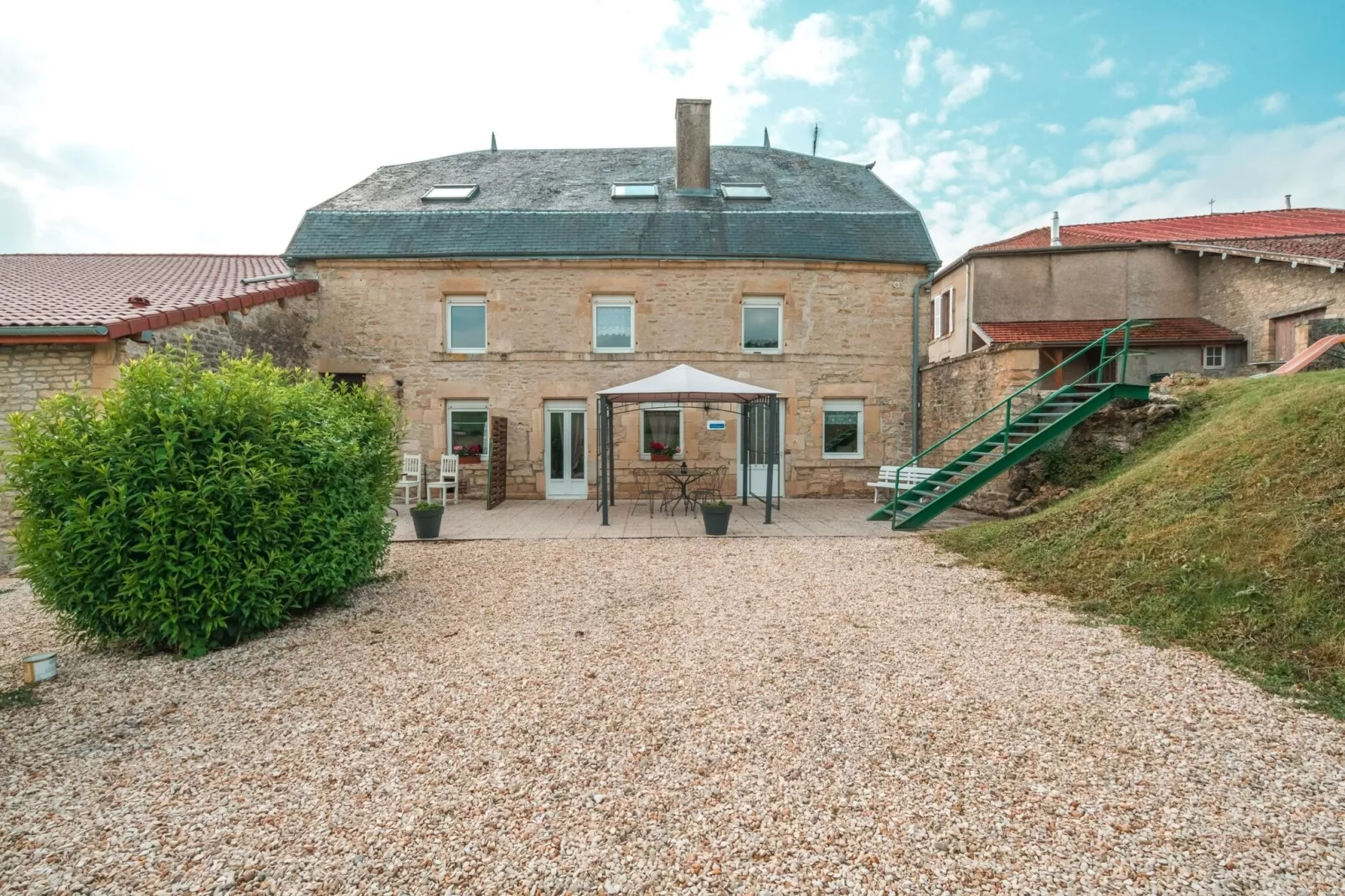 La Petite villa-Extérieur été