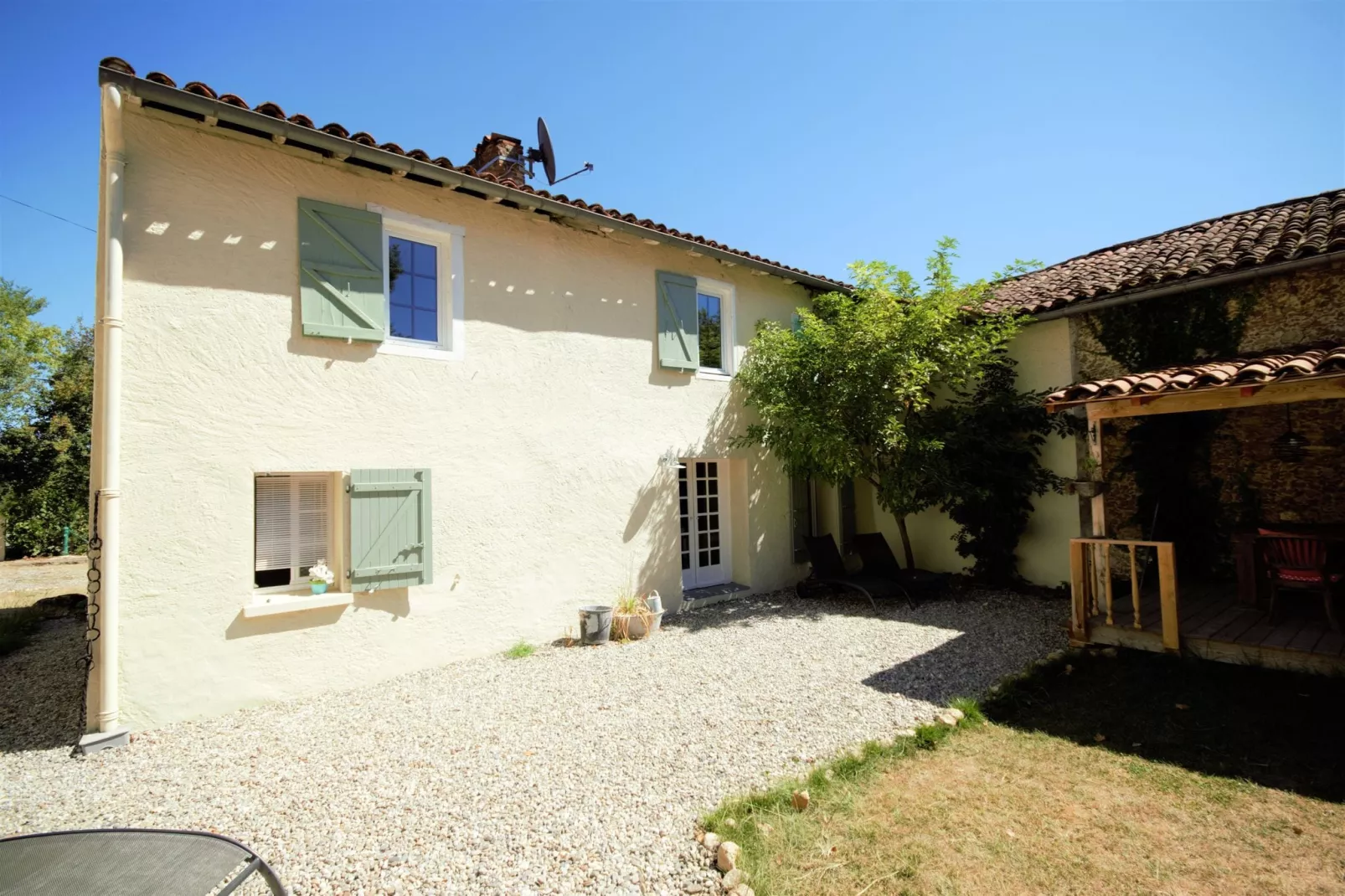 Gite Les Andreous-Exterior summer