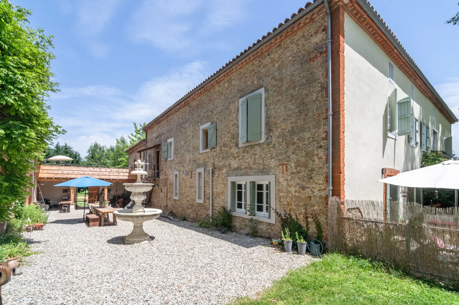 Gîte 1824-Exterior summer
