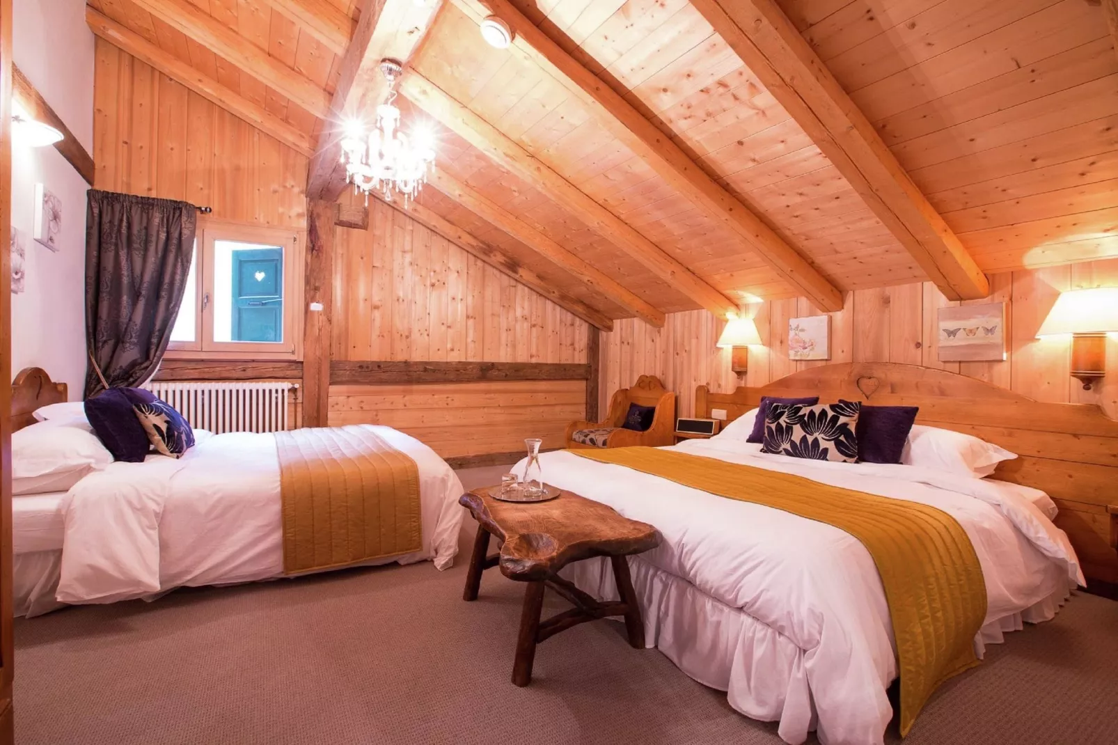 Chalet M-Bedroom